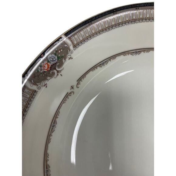 Mikasa Grande Ivory Love Song Serving Bowl. - Picture 2 of 5